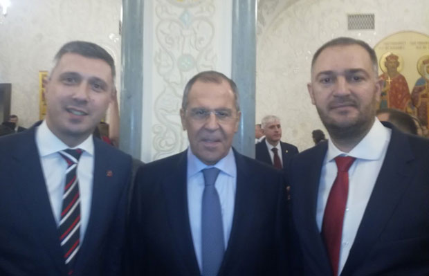 Клинч Бошка и Ђиласа због Руса