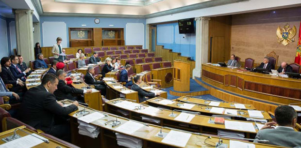 Демократе и ДФ: Тотални бојкот и забрана ДПС