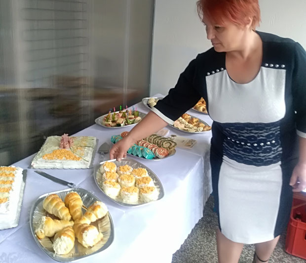 СЛАНЕ ТАЈНЕ ИЗ БИЉИНЕ РАДИОНИЦЕ: Остала без посла после транзиције, почела да прави мезетлуке