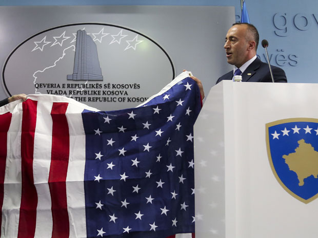 ХАРАДИНАЈ СЕ ИЗВИЊАВА АМЕРИКАНЦИМА: Имајте разумевања за одлуку о таксама