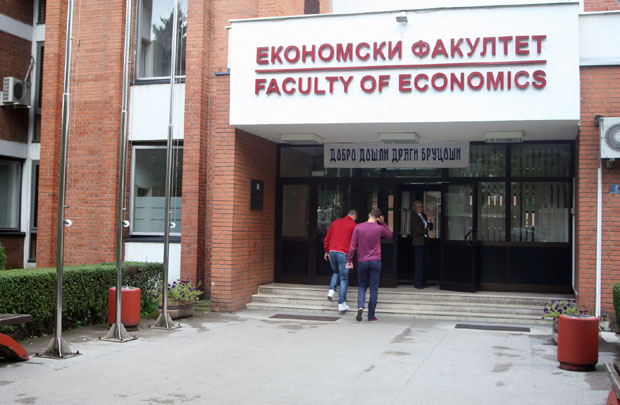 Више праксе и радних места за студенте економије