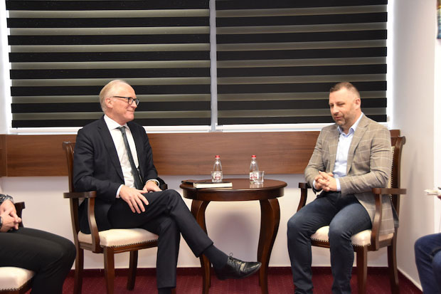 ЈЕВТИЋ РАЗГОВАРАО СА ЕИДЕОМ: Потребно обезбедити трајни мир 