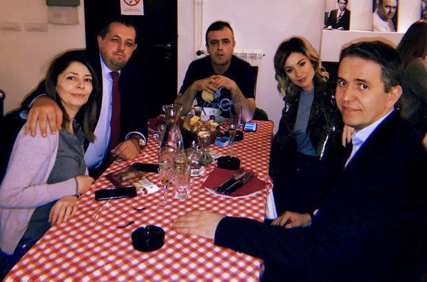 Сергеј у кафани прави коалицију? 