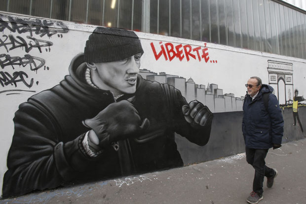 ОСУЂЕН ХЕРОЈ “ЖУТИХ ПРСЛУКА”: Бивши боксер иде у затвор