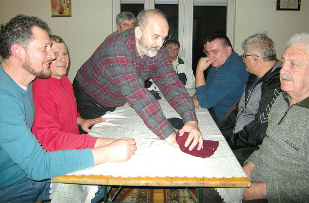 Поткапица на прелу веза са завичајем