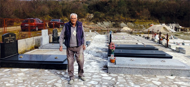 Прво приватно гробље у Боки