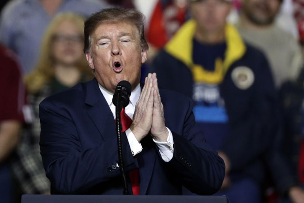 „ГАРДИАН“ ПИШЕ: Трамп осим што не воли жели и да уништи ЕУ