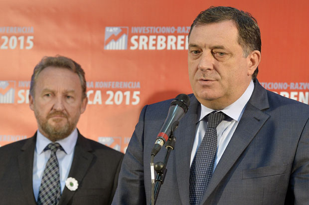 Додик: Изетбеговић да се води званичном политиком према Космету