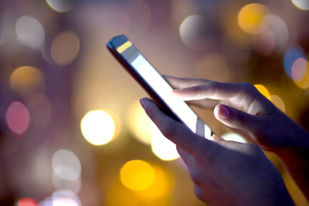 Телефон јој направио 500 “рупа” у очима због барем једне кобне грешке