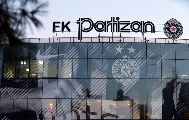 ЦРНО-БЕЛИ ЧАСТЕ НАВИЈАЧЕ: Бесплатно на утакмицу Партизан-Пролетер