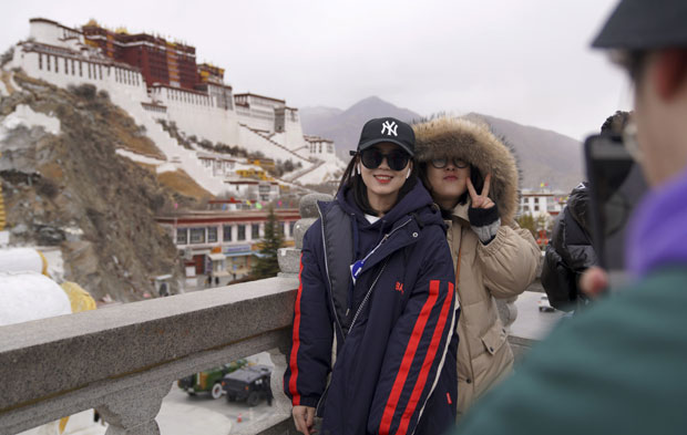 Кина затворила Тибет за странце