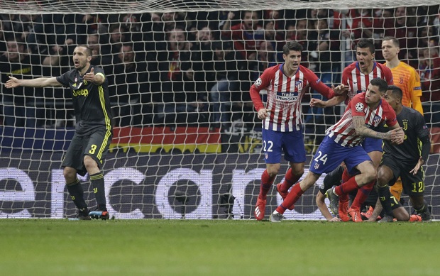 ВАР У ГЛАВНИМ УЛОГАМА У ЛШ: Атлетико са два гола испратио Јувентус, Сити са десеторицом до преокрета