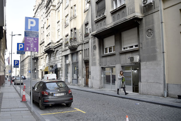 ПАРКИНГ СЕРВИС: Љубичастa зона никога не ремети