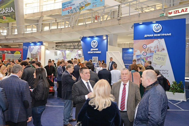 Изаберите руту с пријатељем на путу 