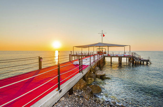 Кемер кроз времеплов