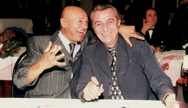 Сузе и песма на бини