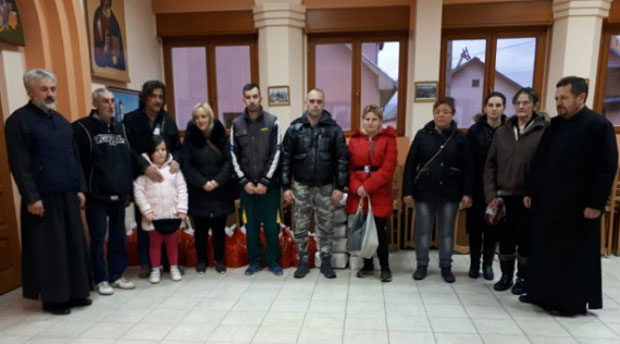 Пакети за 20 породица