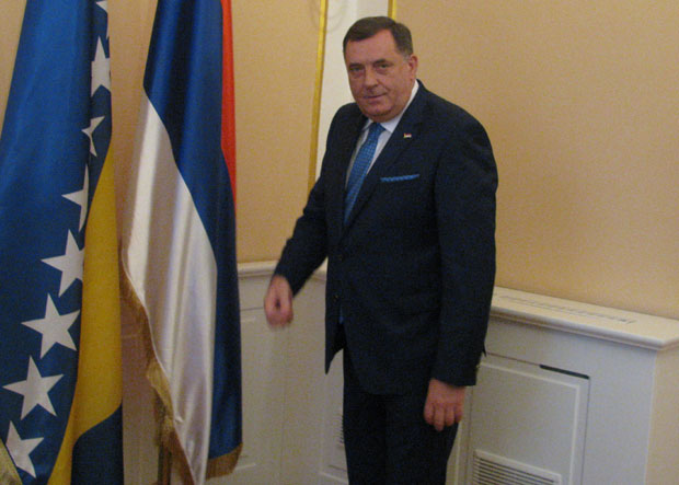 Додик: Звидић није тај који може да поставља услове