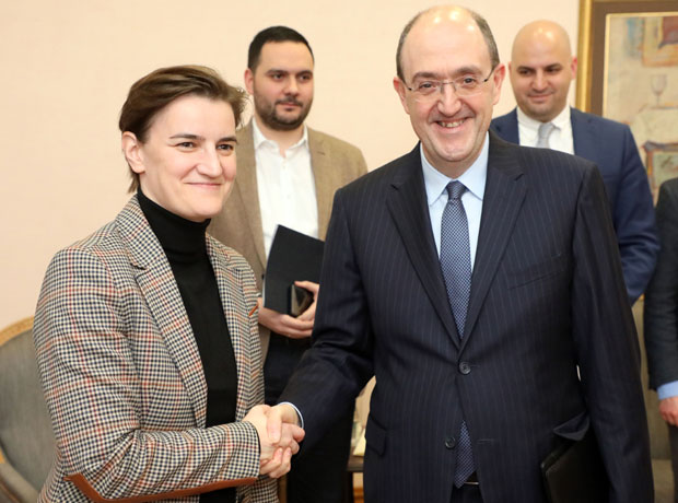 Брнабић са Ло Кашом: Италија међу најзначајнијим економским партнерима Србије
