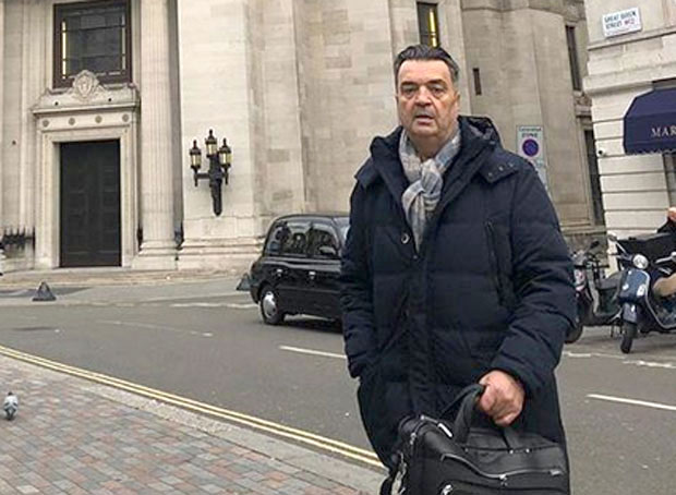 Црвена потерница за Душком Кнежевићем