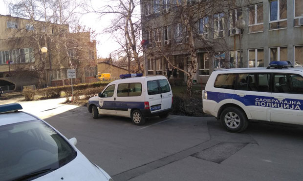 ДОЈАВА О БОМБИ: Евакуисан Основни суд у Бору