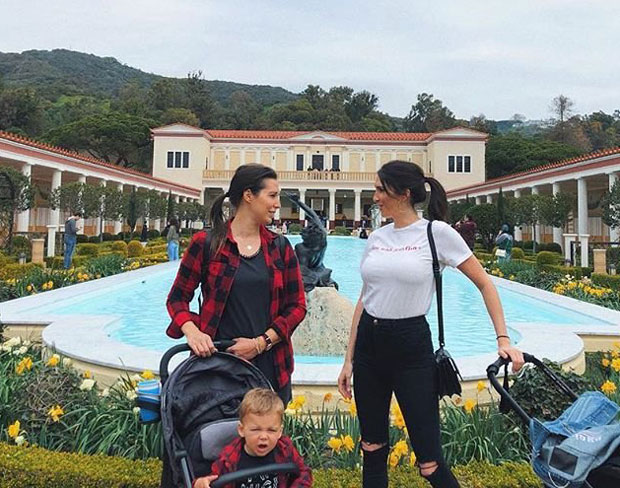 УЖИВА СА ЋЕРКИЦОМ: Јелисавета Орашанин у топ форми после порођаја