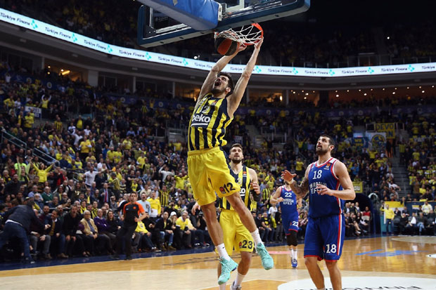 ЕЛ: Фенер убедљив против Ефеса, Калинић “ломио” обруч, Олимпија преокретом до победе против Химкија