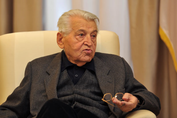 ”Корени” јачи од ”љубића”