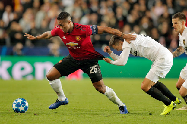 ВАЛЕНСИЈА НА ИЗЛАЗНИМ ВРАТИМА ОЛД ТРАФОРДА: Још није прихватио продужетак уговора