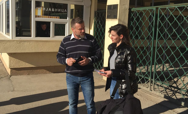 МУЖ УПЛАТИО 100.000 ДИНАРА: Јелена напустила КПЗ Забела