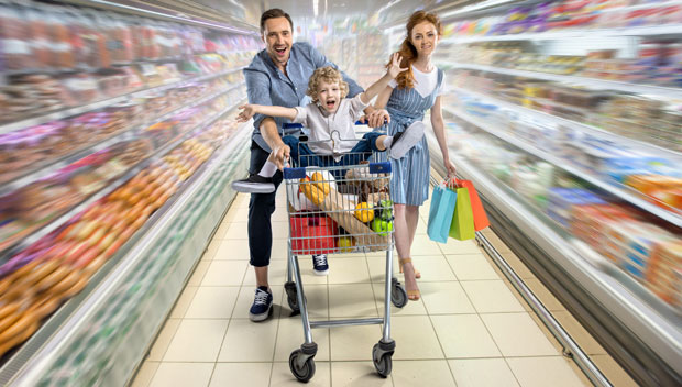 СРБИ ПРЕСЕЛИЛИ ШОПИНГ: Више не идемо у Мађарску, већ...