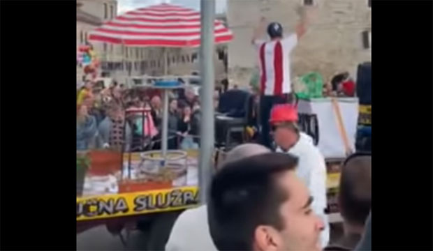 ISPRAVKA - Vaterpolisti Zvezde nisu ponovo napadnuti u Splitu, to je bio performans u sklopu karnevala