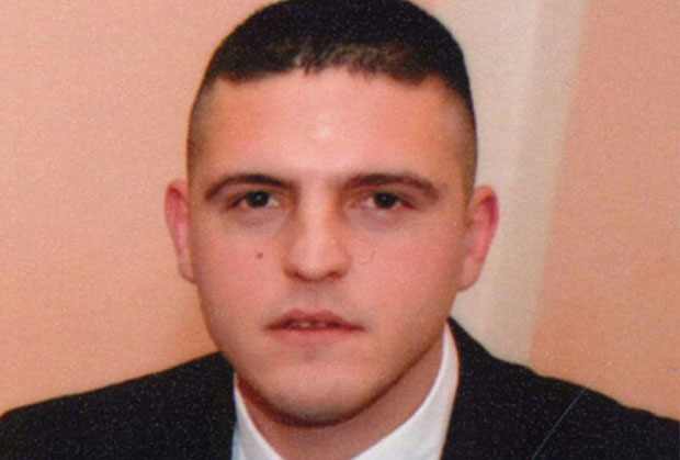 ИСПРАЋАЈ У СОМБОРУ: Сахрањен Небојша Каран