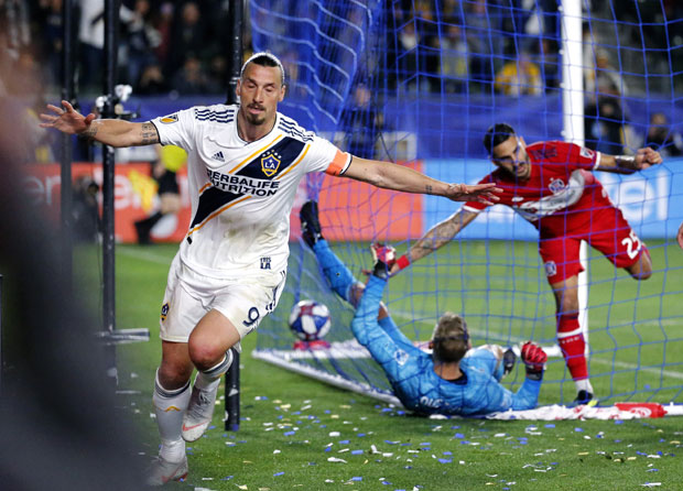 ЗЛАТАН РАСТУЖИО ПАУНОВИЋА: Чикаго нашег тренера изгубио на старту МЛС лиге у гостима ЛА Галаксију