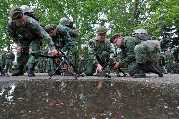 Пушку расклопи, па вољно и иди кући!