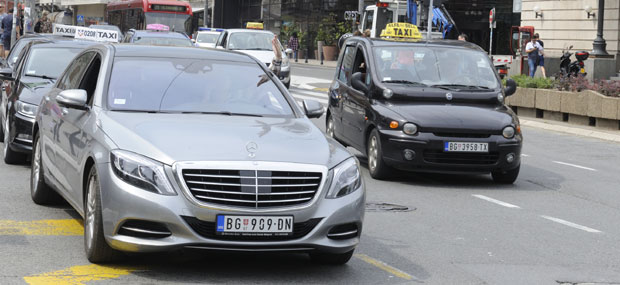 У Врању такси шаљу по бурек