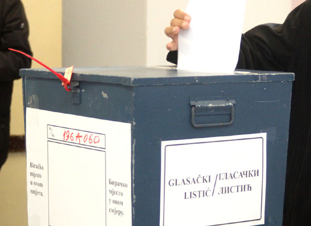 Миличевић сад распушта Скупштину