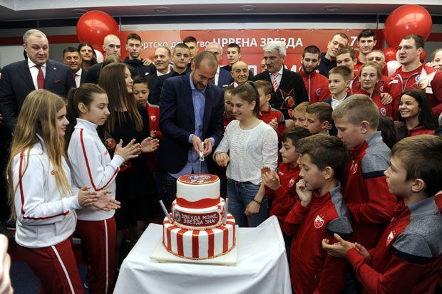 НАЈБОЉИ МИЛАН И МИЛИЦА: На 74. рођендану СД Црвена звезда највише награда припало фудбалском клубу 