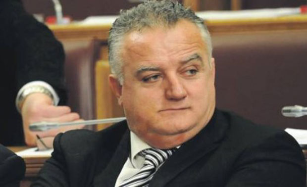 СКАНДАЛОЗНА ИЗЈАВА ЦРНОГОРСКОГ МИНИСТРА ЗЕНКЕ: Не види ништа спорно у скандирању тзв. Ослободилачкој војсци Косова