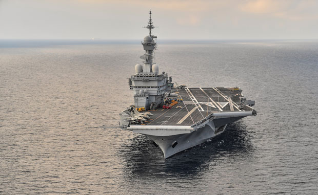 „Шарл де Гол“ кренуо у мисију у Средоземно море