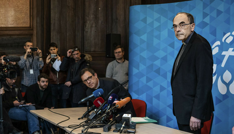 Француски кардинал осуђен условно јер је ћутао о педофилији
