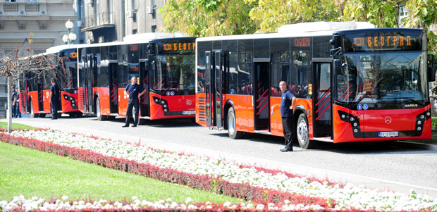 Од јесени 70 соло аутобуса