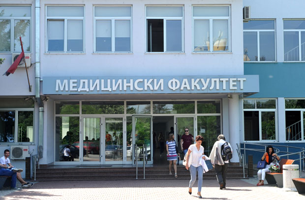 Нови Сад: Поново ће да бирају декана