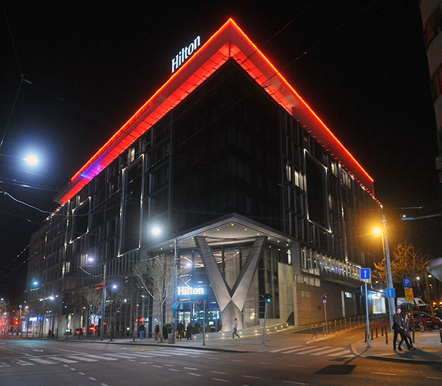 Експлозија у хотелу Хилтон у Београду, две раднице се нагутале дима