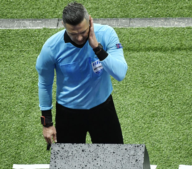 ФУДБАЛ ЈЕ У ПРОЦЕПУ: Продубио се јаз између противника и присталица ВАР после реванша осмине финала ЛШ