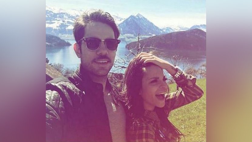 РУЖИЦА ВЕЉКОВИЋ СЕ ПОРОДИЛА У СТРОГОЈ ТАЈНОСТИ: Отац детета је фудбалер за ког се пре неколико месеци и удала! (ФОТО)