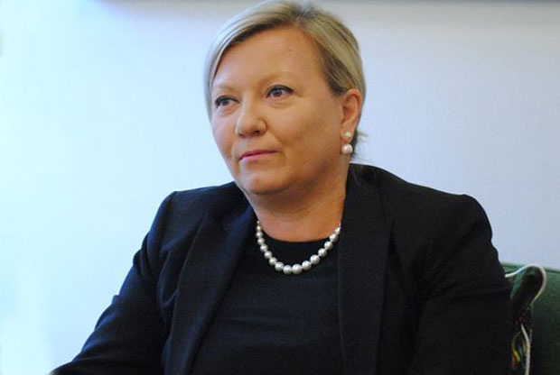 ФИНСКА АМБАСАДОРКА У ПРИШТИНИ: Таксе нису добра одлука