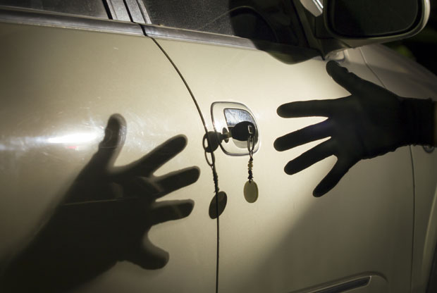 ЛАЖНО ПРИЈАВИО НЕСТАНАК ВОЗИЛА: Сакрио, па тражио „шкоду“