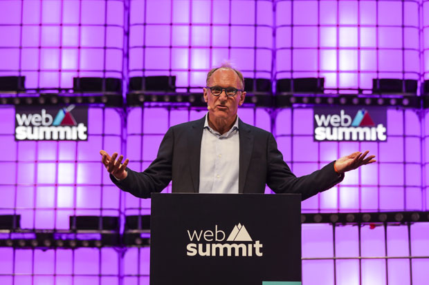 ТВОРАЦ ИНТЕРНЕТА УПОЗОРАВА: Треба спречити дисфункционалну будућност веба