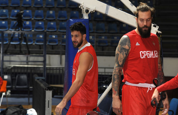 ПРЕГОВОРИ ПОЧЕЛИ: Реал кренуо по Мицића